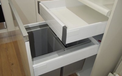 TIPS FOR CABINET ACCESSORIES